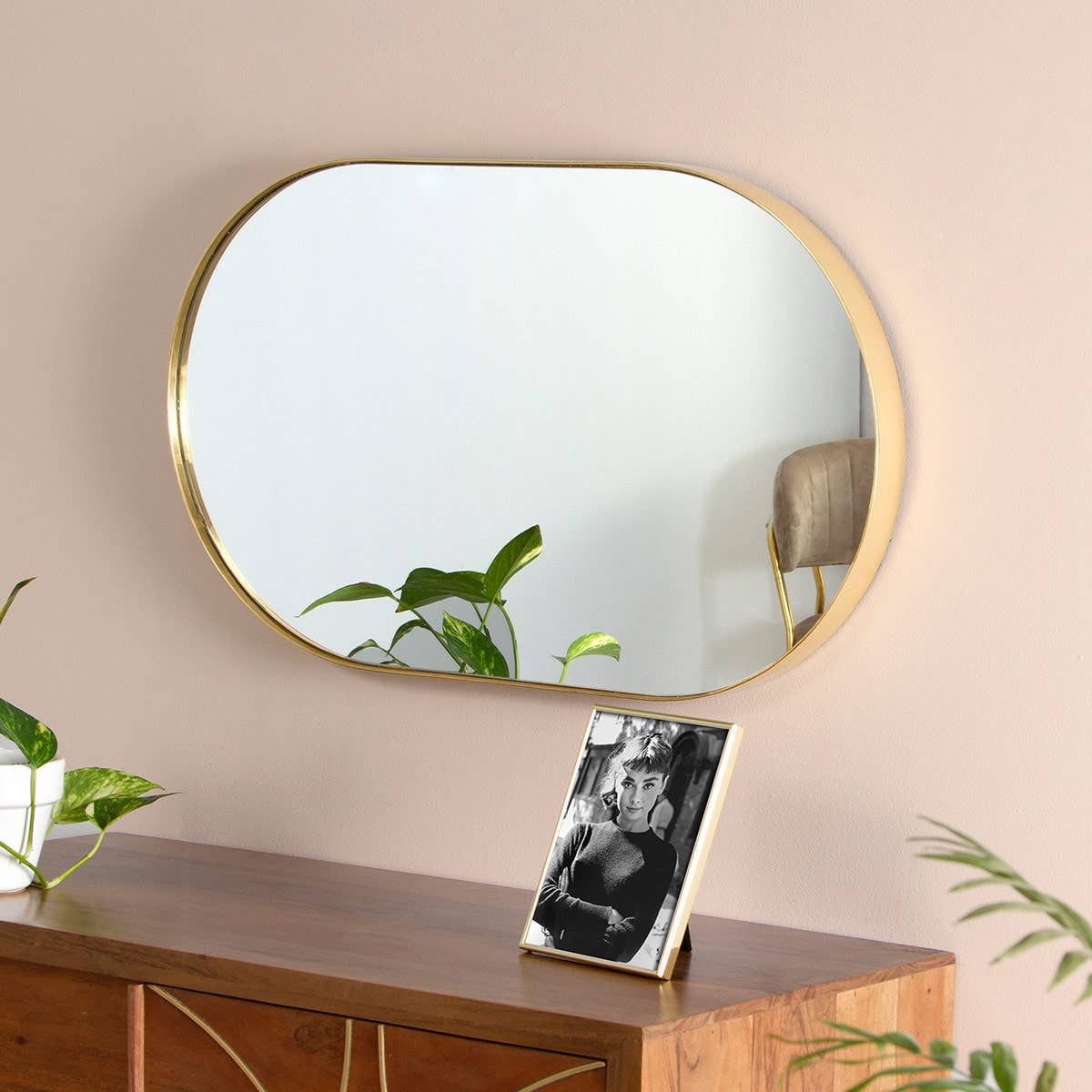 Golden Oval Mirror. 44X72Cm