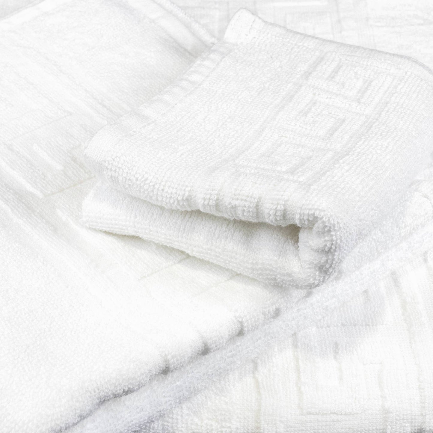 10 Bath Towels 100% Cotton | Weight 450 Gsm | 100 x 150 cm
